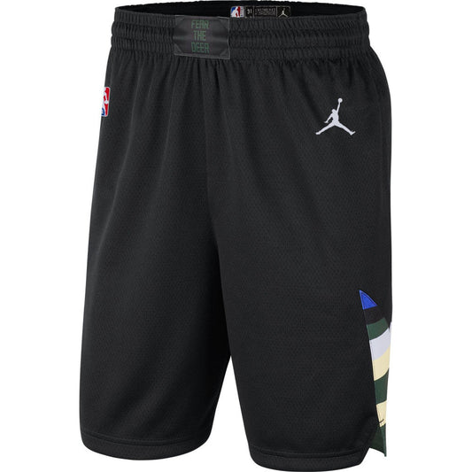 SHORT MILWAUKEE BUCKS- STATEMENT EDITION