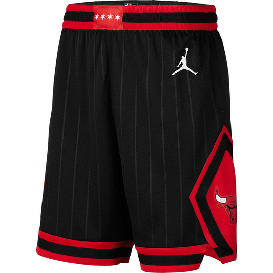 SHORT CHICAGO BULLS - STATEMENT EDITION